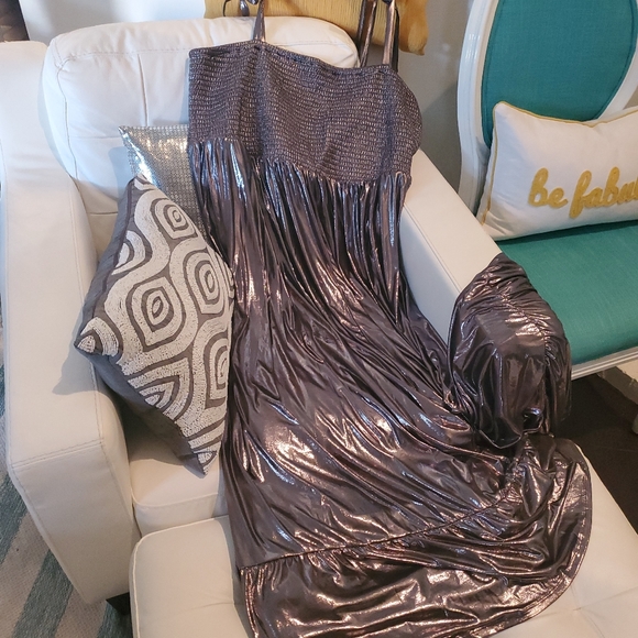 New - Plus Size Torrid Shiny Silver Casual/Party Dress (Size 22/24) - Picture 3 of 4